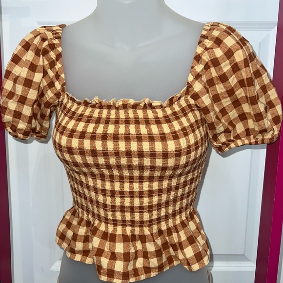 Cute summer/spring Crop Top - Picture 3 of 6